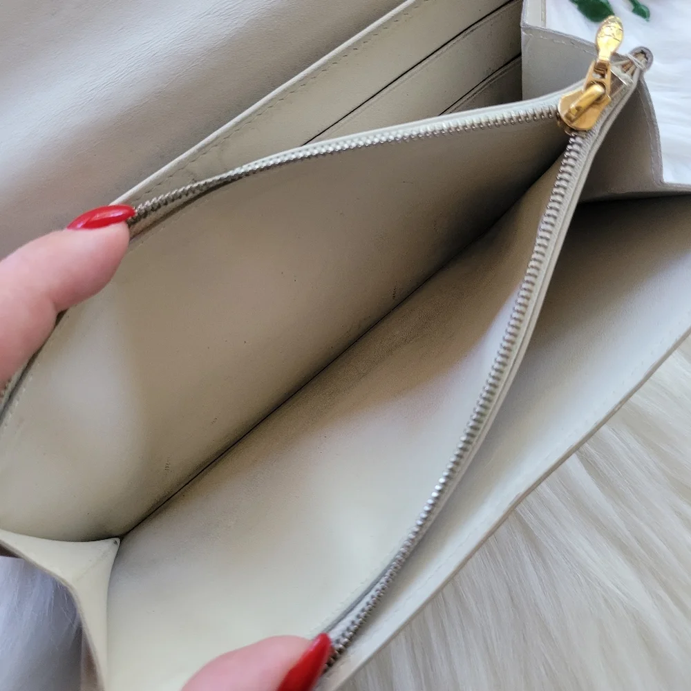 Louis Vuitton louis vuitton